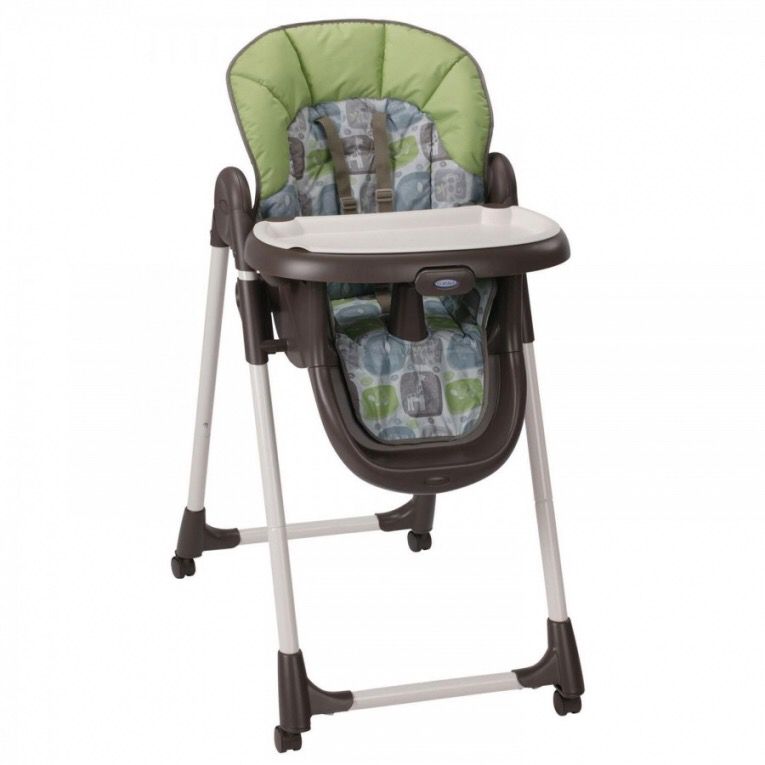 Baby’s High Chair on wheels