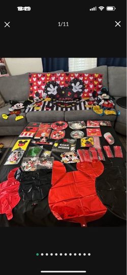 Mickey Mouse party supplies