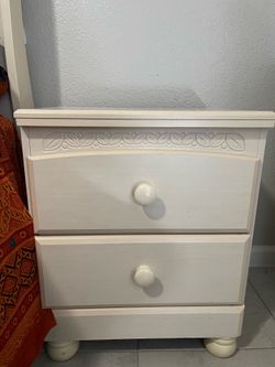 Furniture sale for entire 2 bedroom apartment