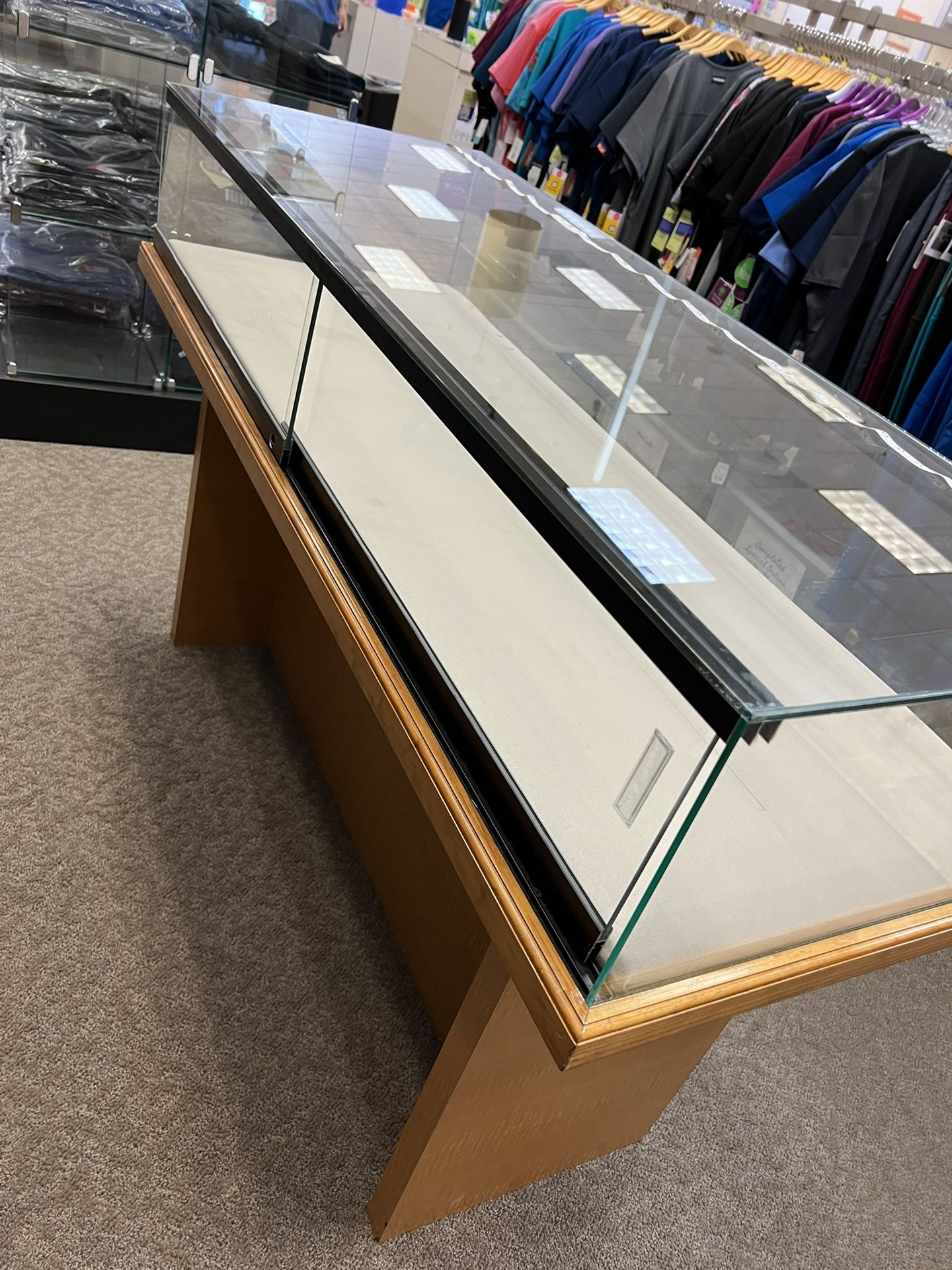Retail Display Case for Sale in Lake Forest, CA OfferUp