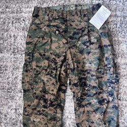 USMC uniforms Size M