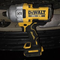 DEWALT XR BRUSHLESS 3/4 IMPACT WRENCH TOOL ONLY $200 FIRM