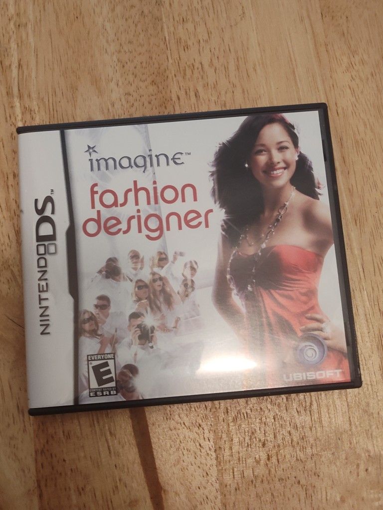Nintendo DS Game (Fashion Designer)