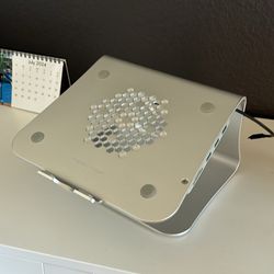 best stand laptop stand + usb hub