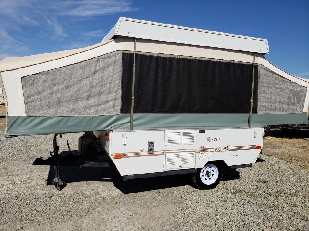 2000 Jayco Qwest Pop-up Tent Trailer