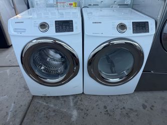 Samsung~🔥 Front Load Washer and Dryer Set Gas in excellent condition