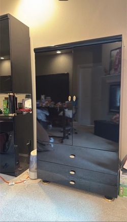 Black lacquer gloss Armoire with Drawers