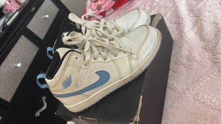 Air Jordan 1 Mid White University Blue