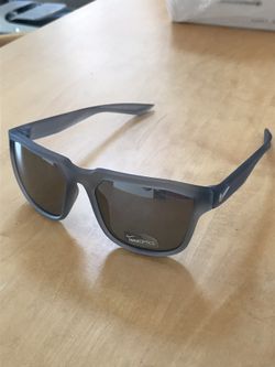 Nike Fly Sunglasses ** brand-new never worn **
