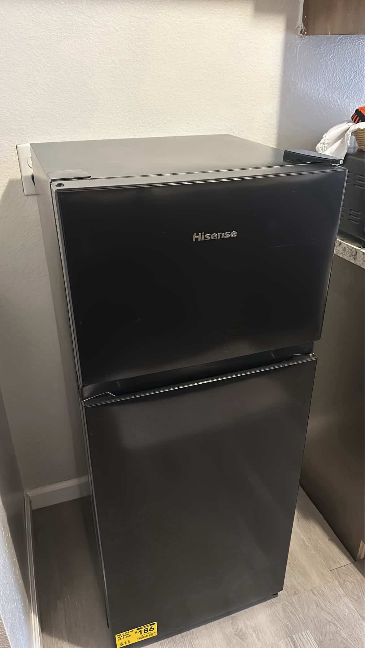 Hisense Mini Fridge