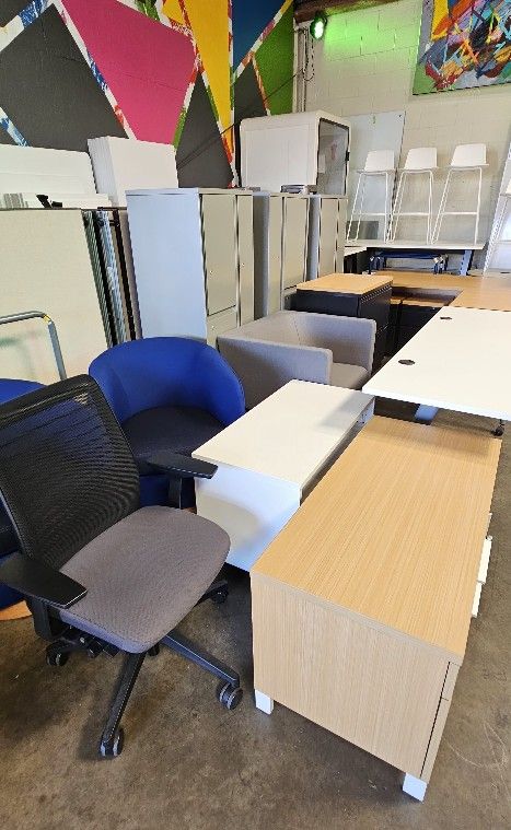 Office Furniture Warehouse Liquidation