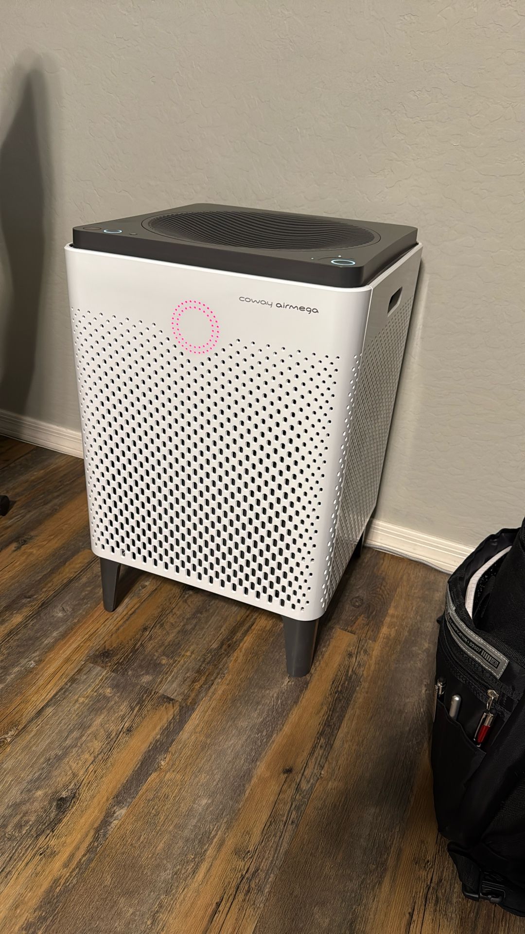 Coway AP-2015F Airmega 400 Smart Air Purifier (Covers 1,560 sq. ft.), True HEPA Air Purifier with Smart Technology, White