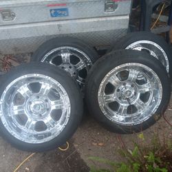 6 Lug 17" Chrome Rims