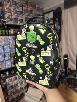 Loungefly Back To The Future Glow In The Dark Exclusive To Only 1985 Pieces