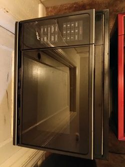 Cabinet Mount Magic Shelf Microwave For Boat Or Trailer