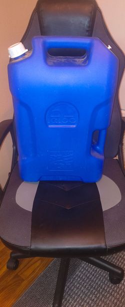 Igloo 6 gallon water container