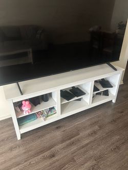 White Tv Stand