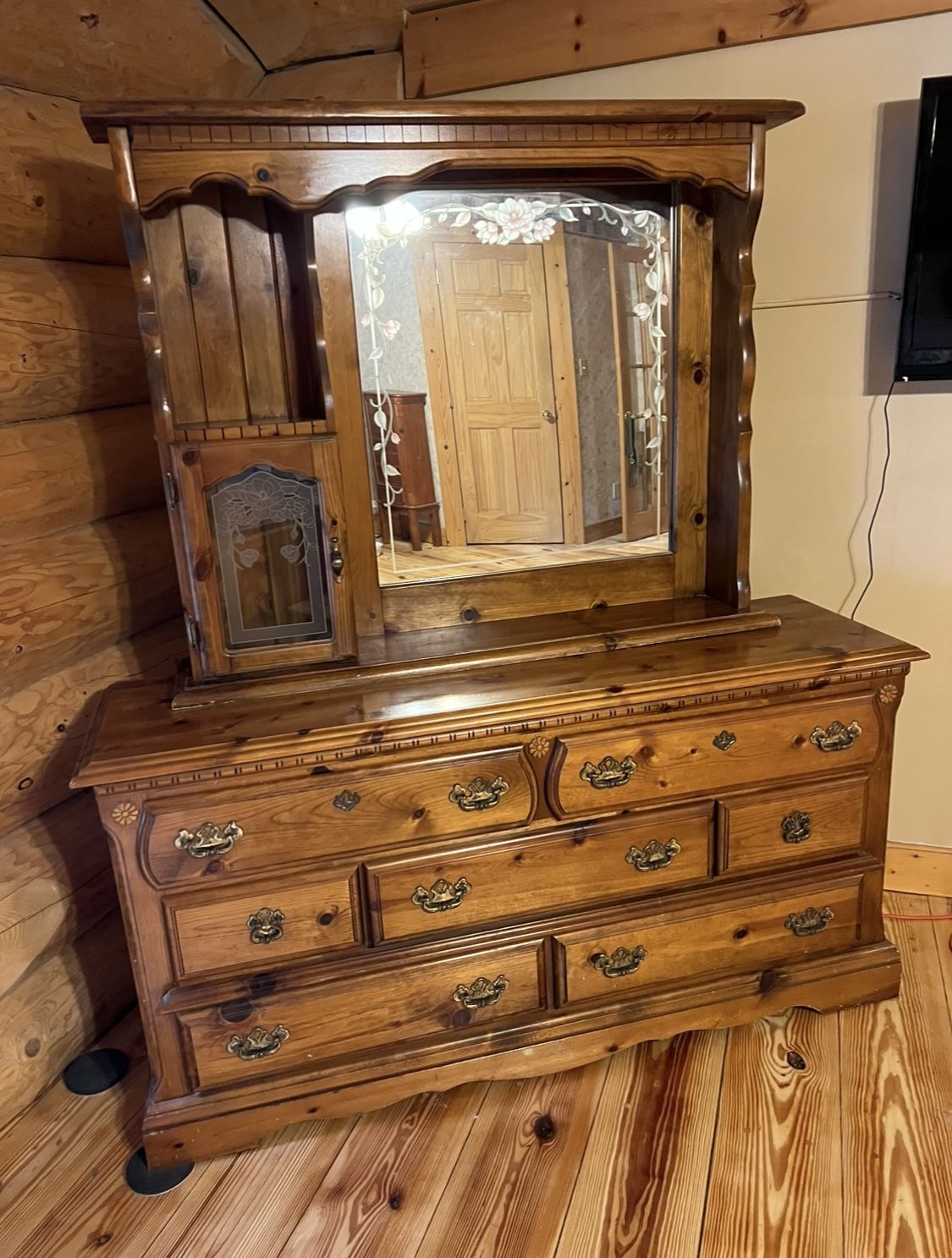 Bedroom Dresser Set