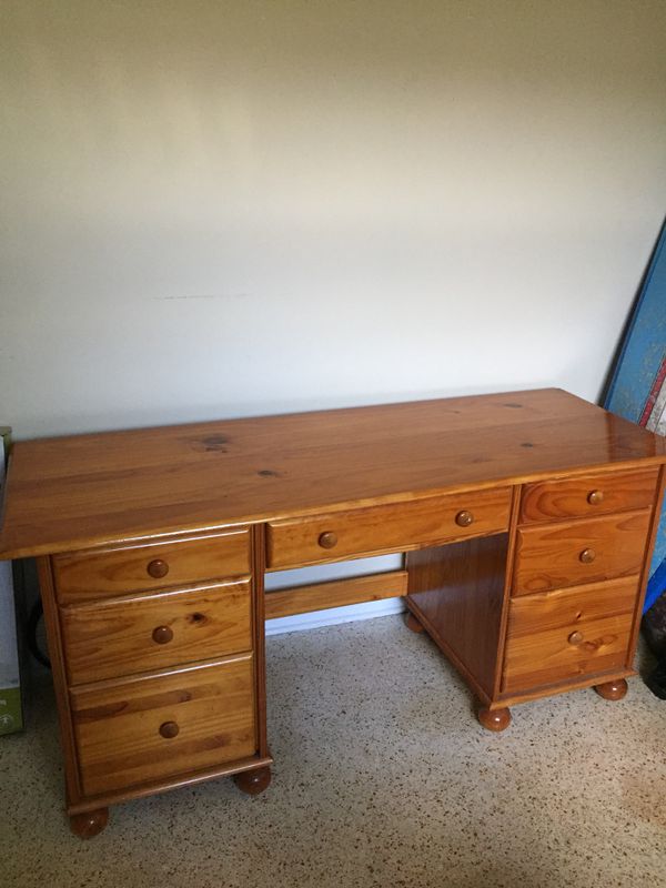 Oak Wood Desk For In Hollywood Fl Offerup