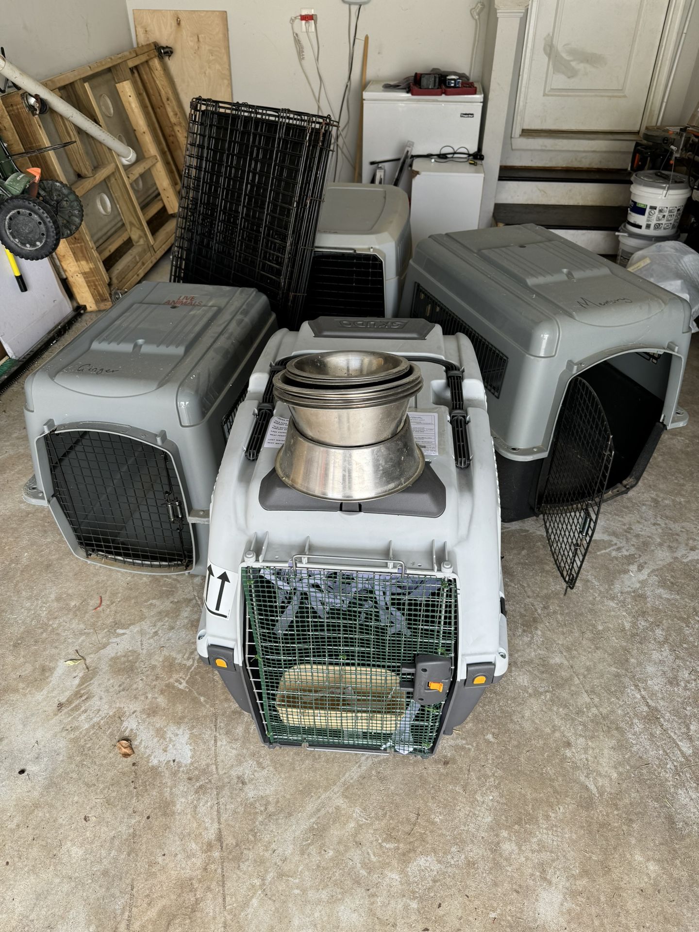 Dog crates
