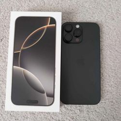 iPhone 16 Pro Max