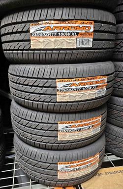 235/50ZR17 Arroyo Set Of 4 New Tires