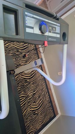 Weslo cadence treadmill with Console and Safety Key