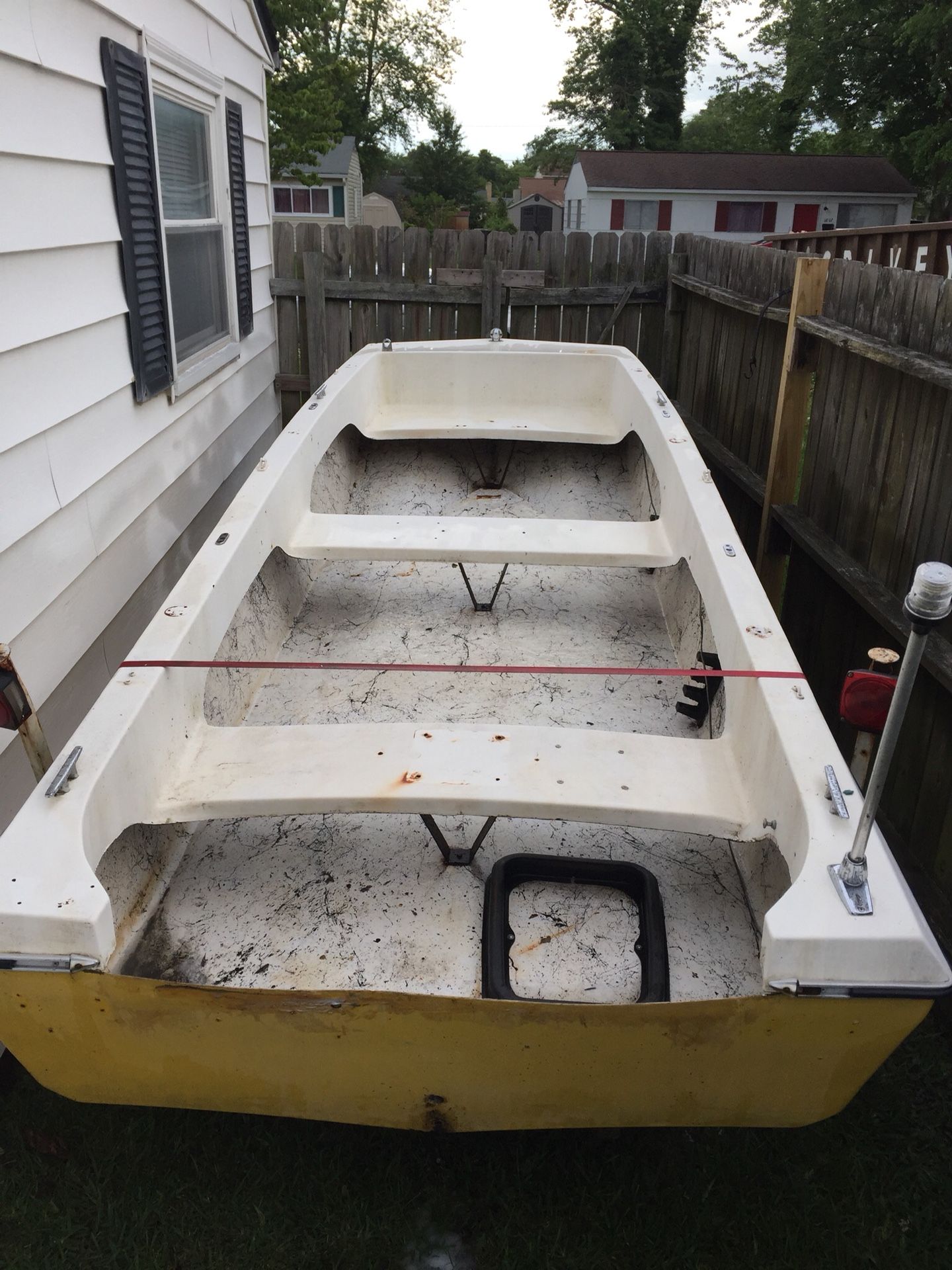 14ft Fiberglass Jon Boat for Sale in Hampton, VA OfferUp