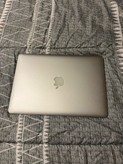 Apple Macbook Air 13”