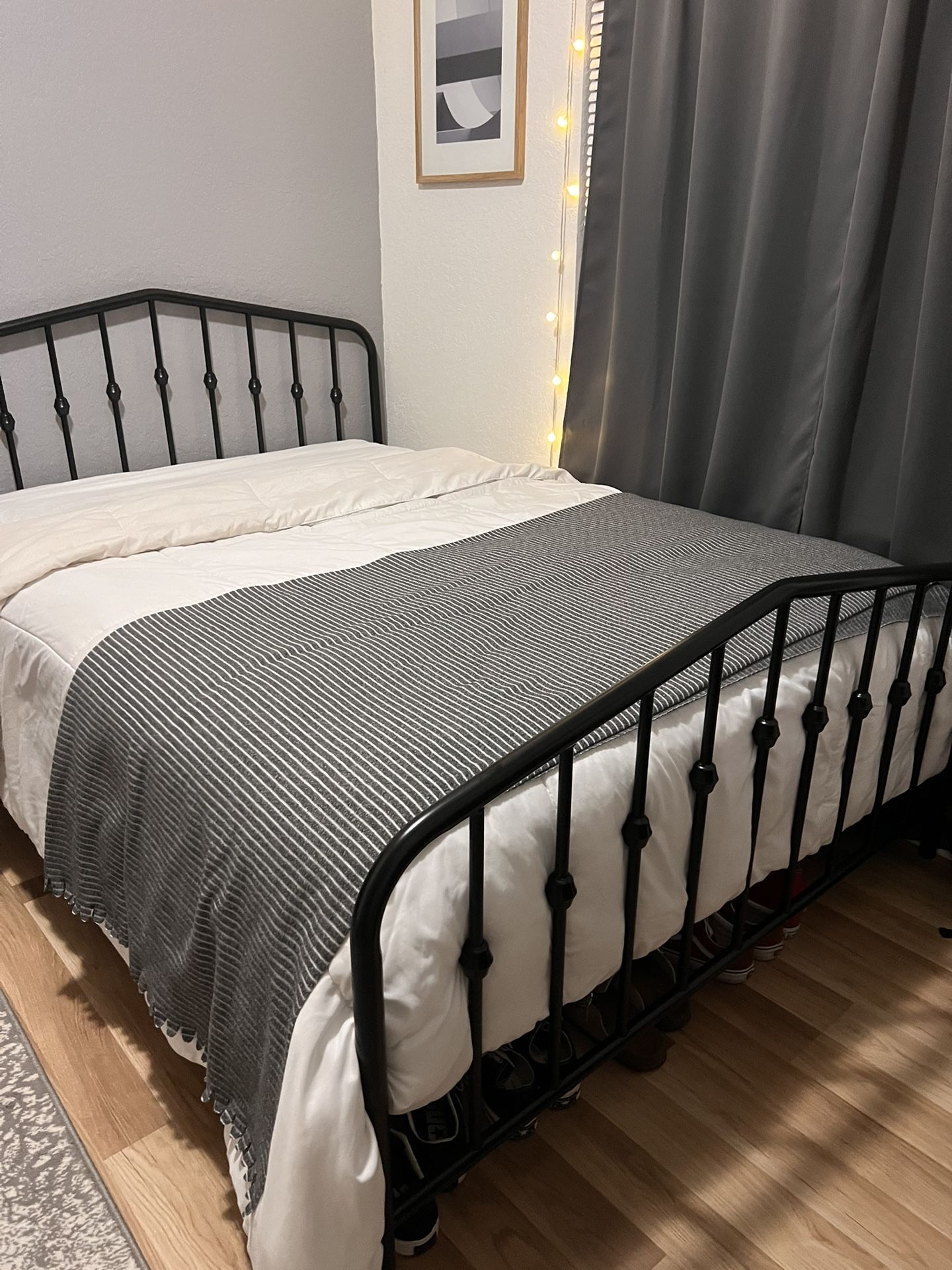 Bed Frame 