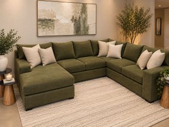 Proudly-made in USA!!!! Sectional with chaise ...Many colors to choose!