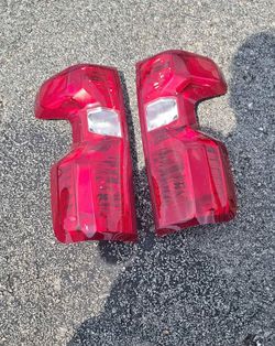 Silverado New Take Off Tail Lights 100 Each 
