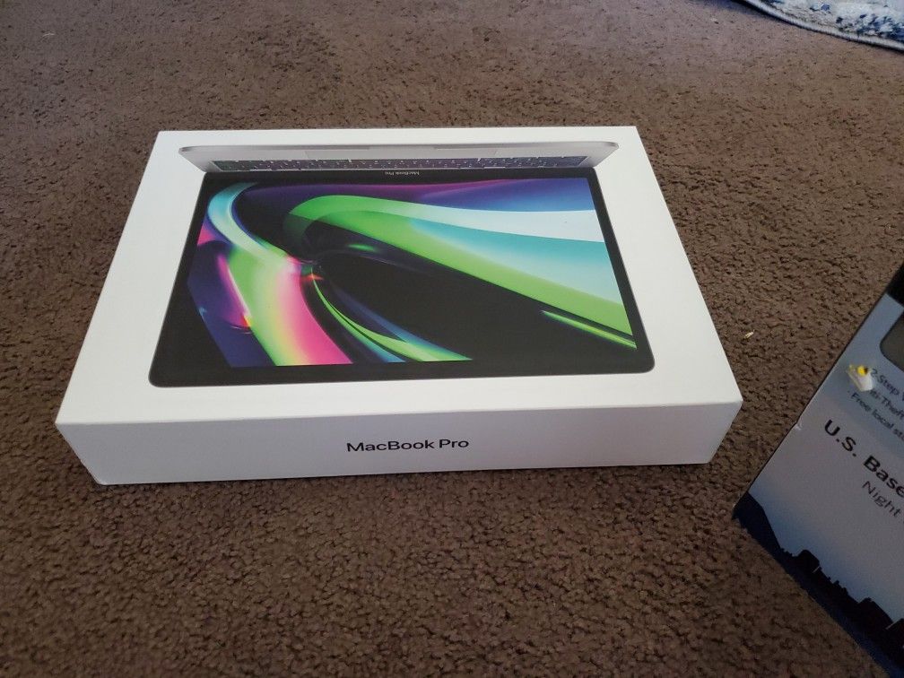 MacBook Pro 2020 512 Gb Ssd 16 Gb Ram Intel I5 4 Thunderbolt Ports