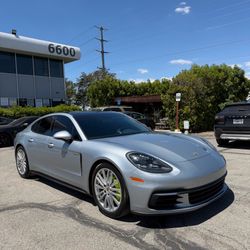 2018 Porsche Panamera