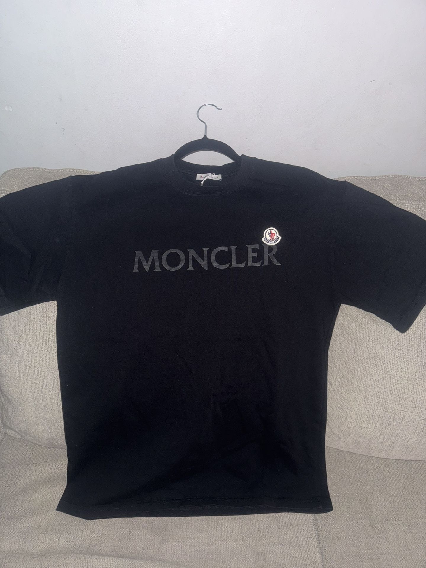 Moncler Large