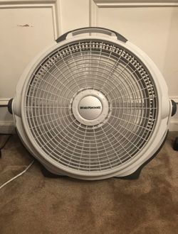 Lasko 20 Air Circulator Wind Machine, 3-Speed Fan, Model #A20301, Gray for  Sale in Decatur, GA - OfferUp