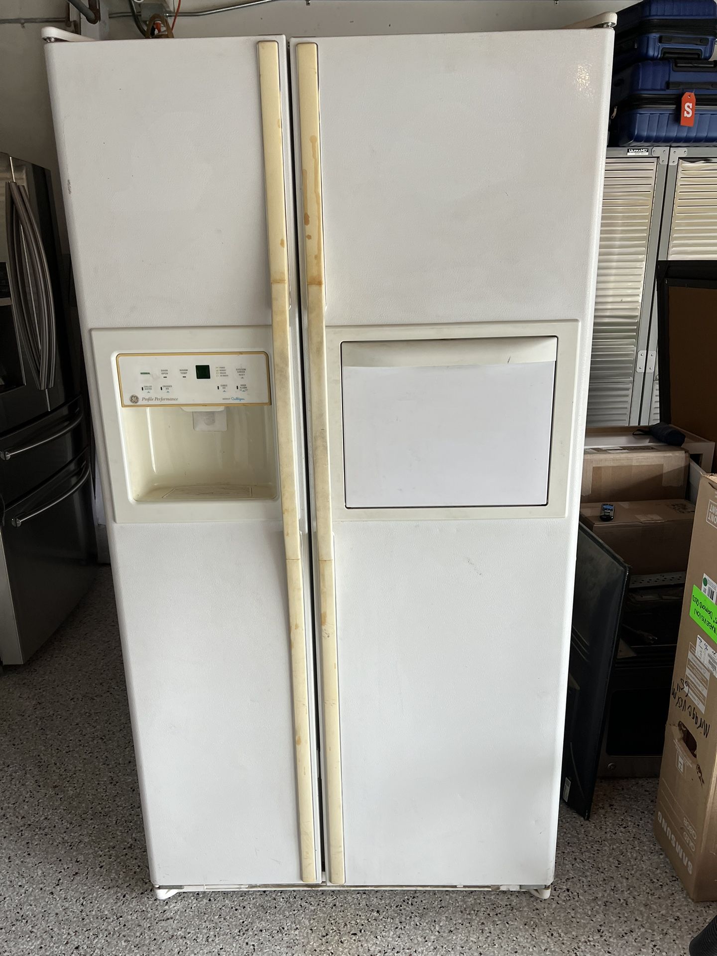 Free Fridge