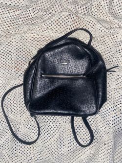 GUESS DESINGER BAG