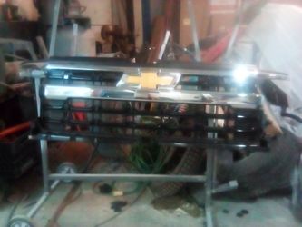 Chevy Silverado grille