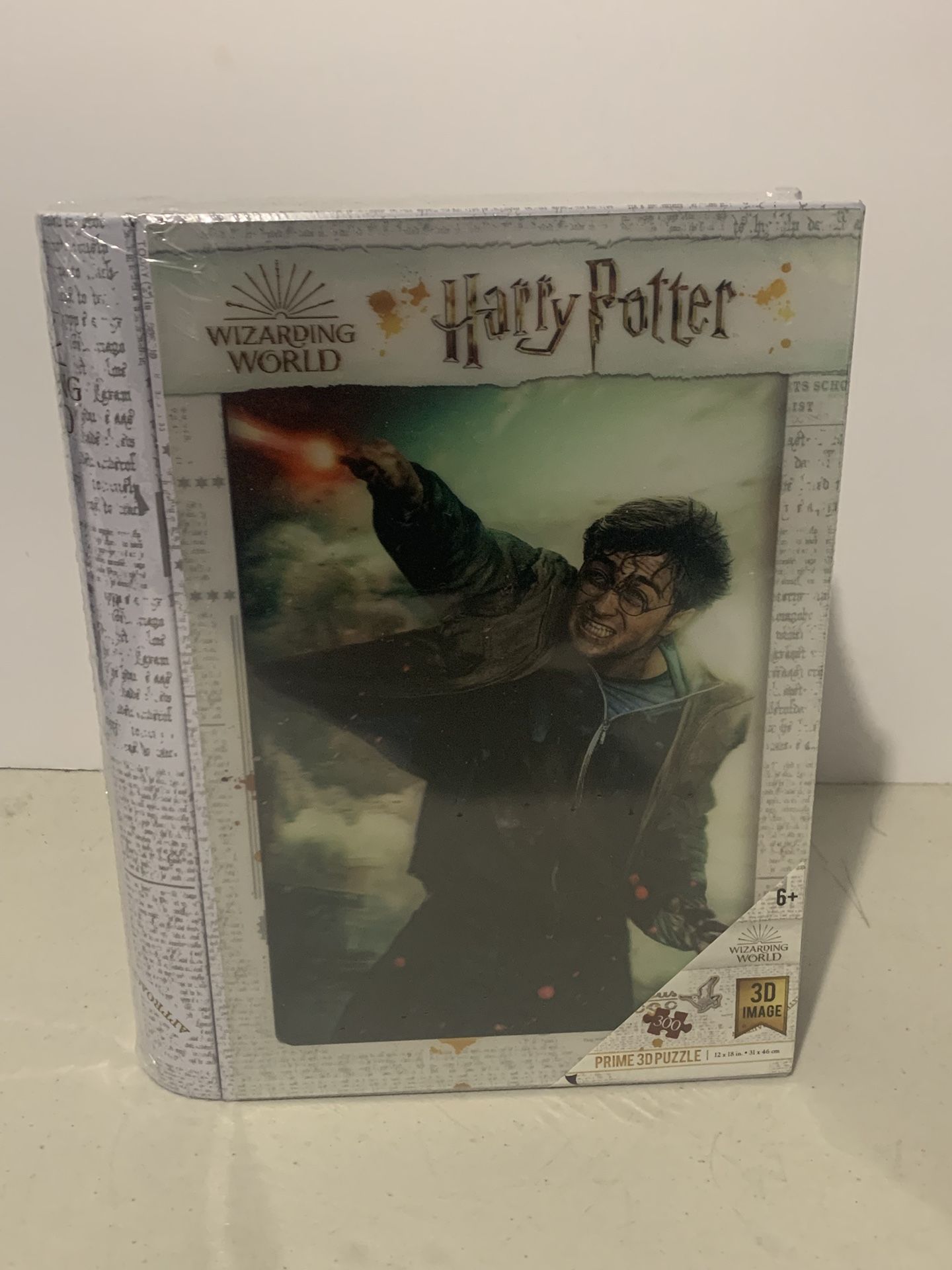Harry Potter Wizarding World Prime 3D Puzzle - 300 Pieces NEW