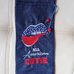 The "All American Cutie" Bottle Holder