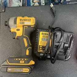 Dewalt 20 Volt 1/4” Brushless Impact Driver Drill With Battery And Charger 