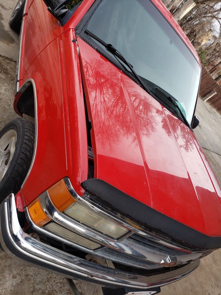 97 Sierra Silverado Gmc Chevy Hood