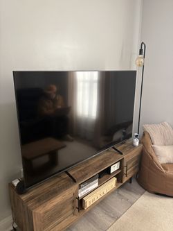 65” Hisense TV
