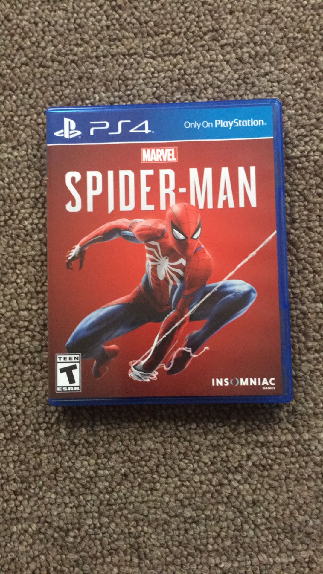Video games -(Spiderman) está nuevo recién comprado ayer en el Black Friday