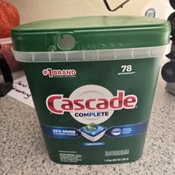 Shop all Cascade
Cascade Fresh Scent Complete Pods Dishwasher Detergents