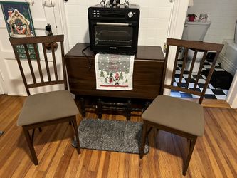 Vintage Mahogany Drop Lead Table