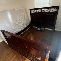 Ali’s Wood Bed Frame And Matching Nightstands 