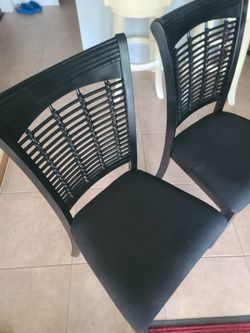 Hillsdale Bayberry Wicker Chairs 2