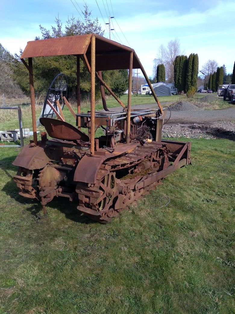 1926 CLETRAC DOZER